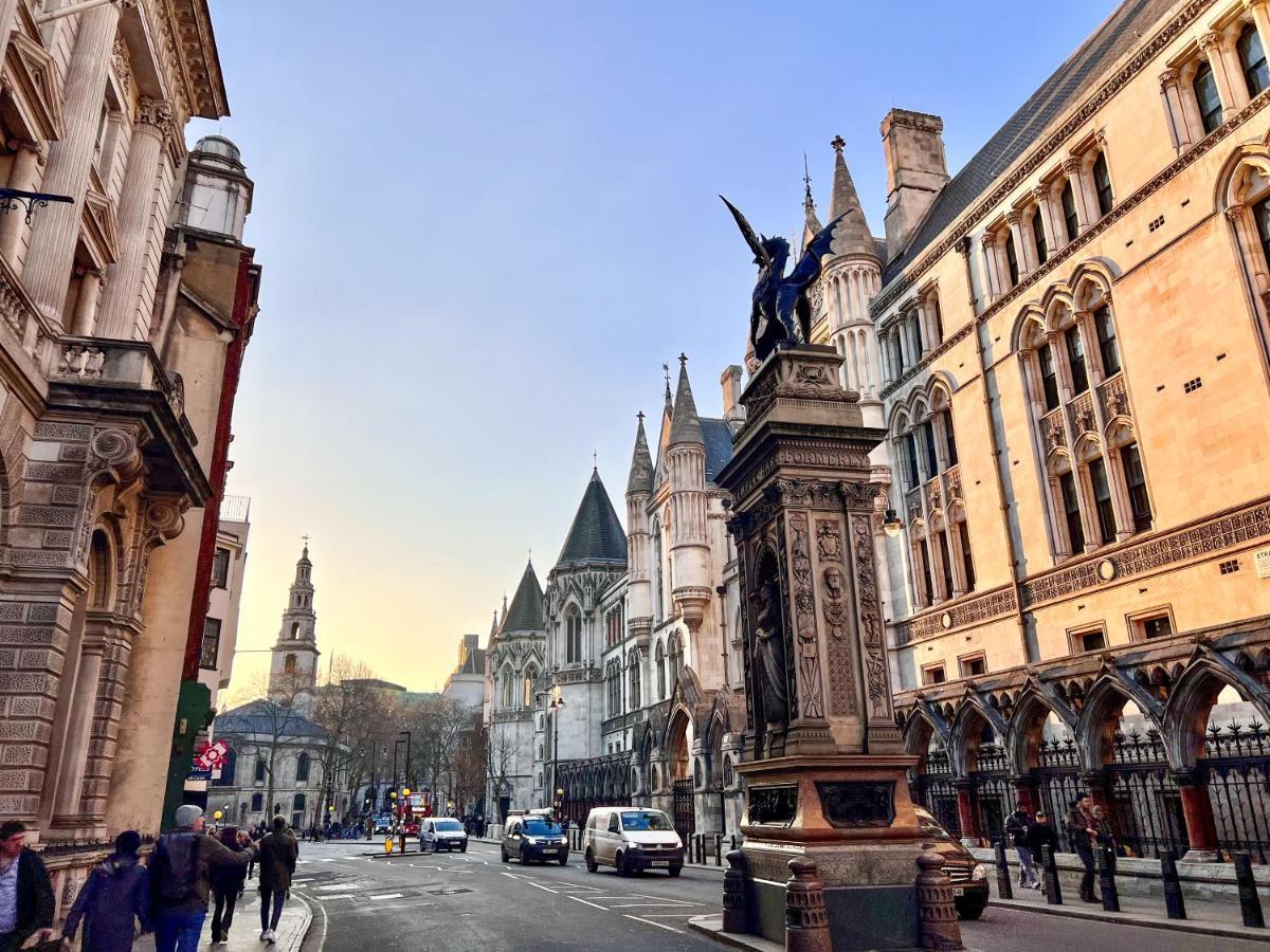 Superior Entire Apartment Between St Pauls Cathedral And Covent Garden Londra Esterno foto