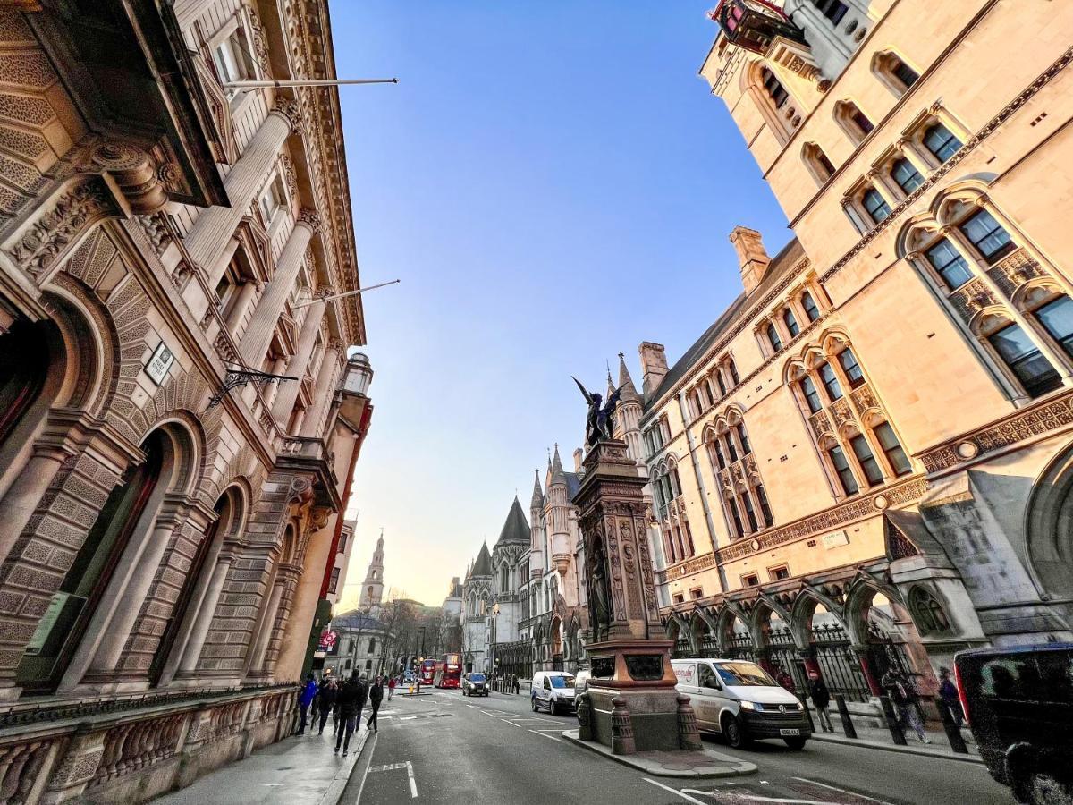 Superior Entire Apartment Between St Pauls Cathedral And Covent Garden Londra Esterno foto