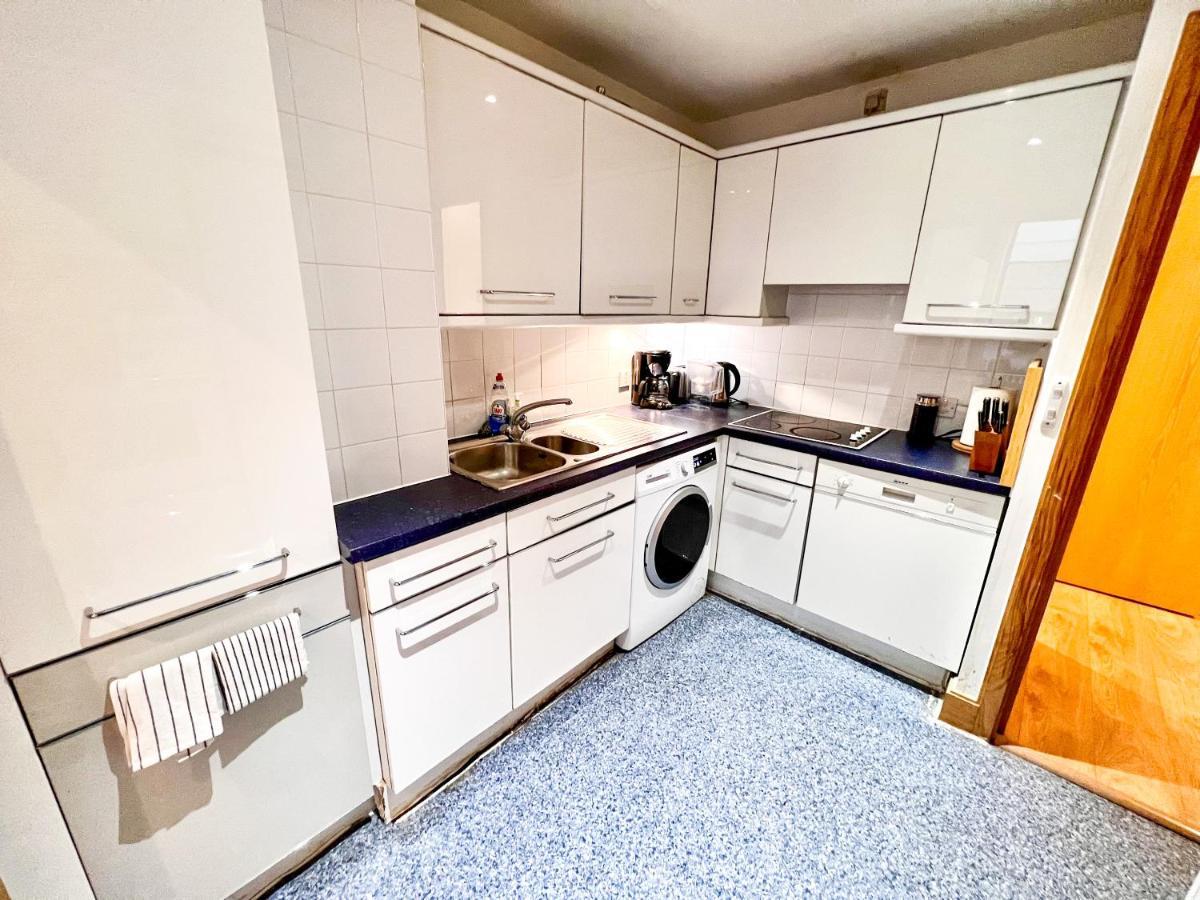 Superior Entire Apartment Between St Pauls Cathedral And Covent Garden Londra Esterno foto