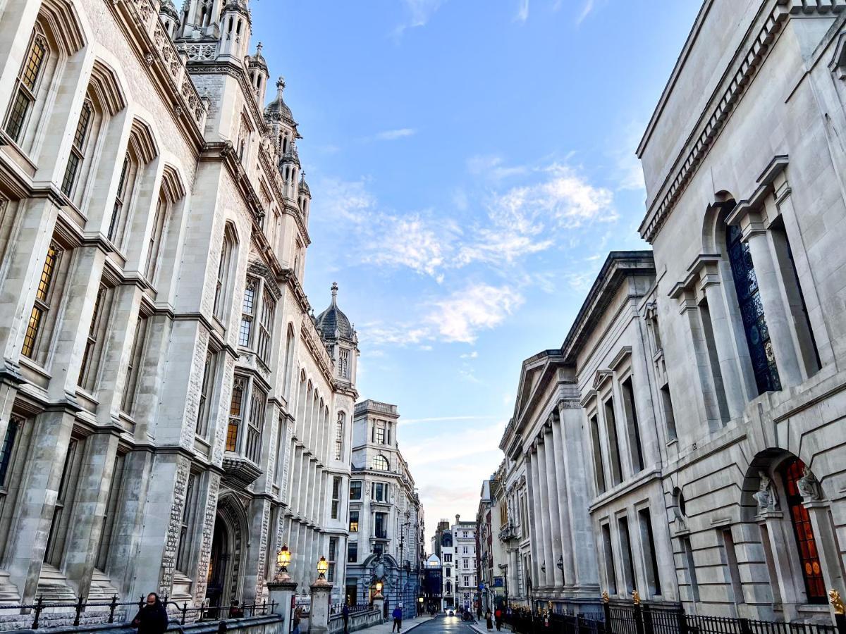 Superior Entire Apartment Between St Pauls Cathedral And Covent Garden Londra Esterno foto