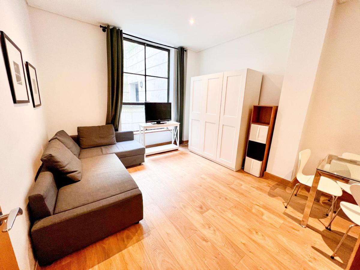 Superior Entire Apartment Between St Pauls Cathedral And Covent Garden Londra Esterno foto
