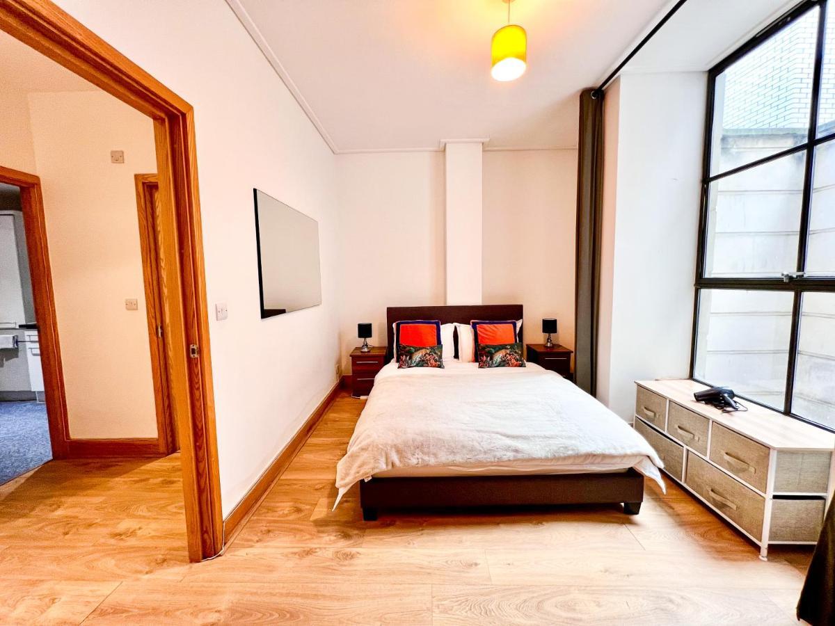 Superior Entire Apartment Between St Pauls Cathedral And Covent Garden Londra Esterno foto