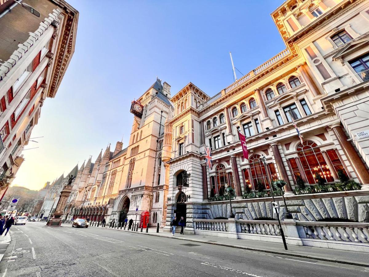 Superior Entire Apartment Between St Pauls Cathedral And Covent Garden Londra Esterno foto
