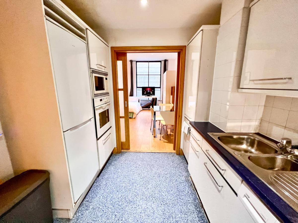 Superior Entire Apartment Between St Pauls Cathedral And Covent Garden Londra Esterno foto